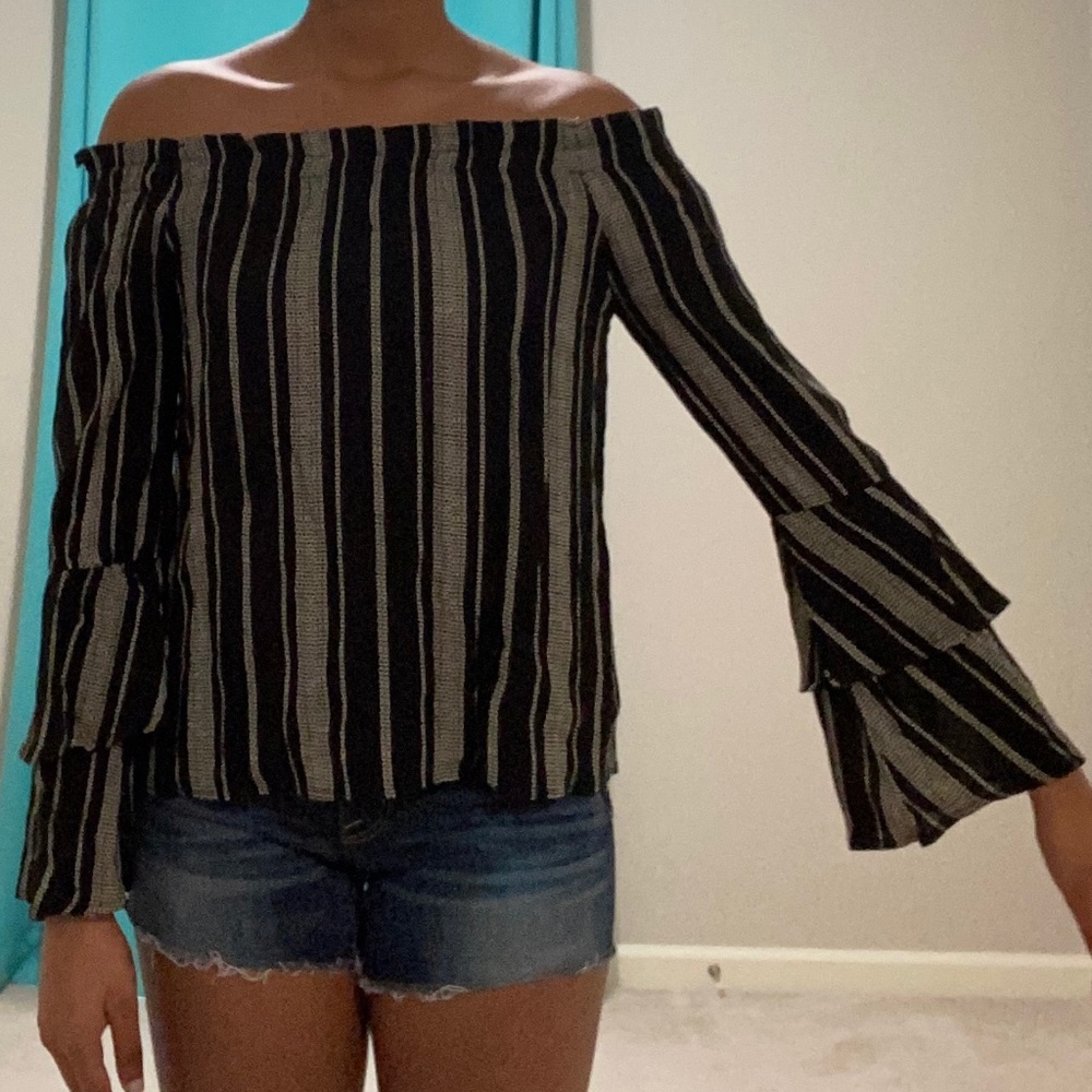 Black Off the Shoulder Flowy Striped Blouse